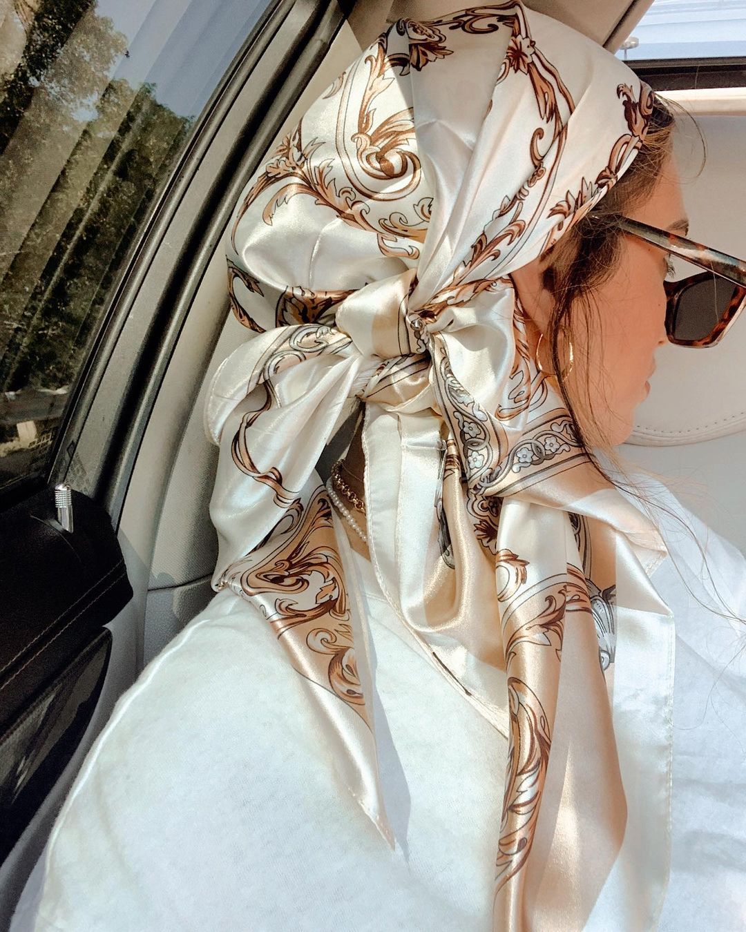 Head Wrap Turban - サテンスクエアスカーフ女性イスラム教徒ヒジャーブエレガント 2025 プリントシルクネッカチーフショールラップヘッドバンドハンドルヘアアクセサリーバンダナ